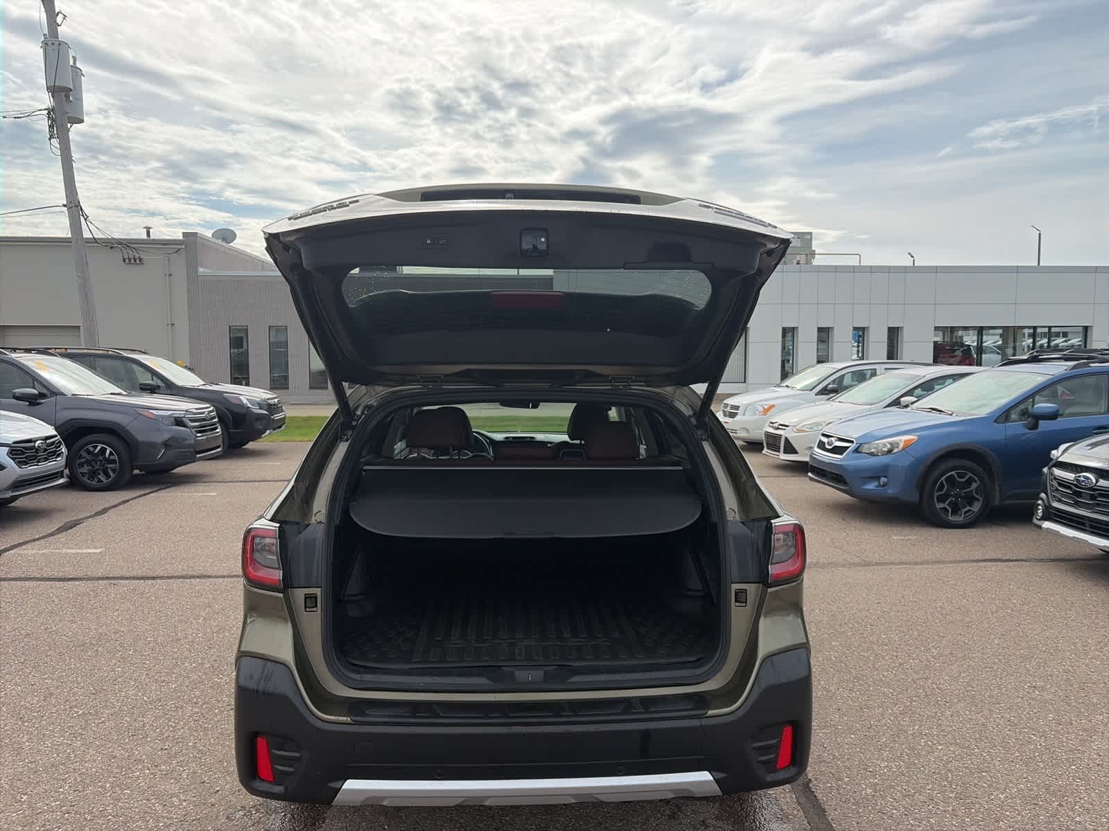 Thumbnail: 2022 Subaru Outback - 16