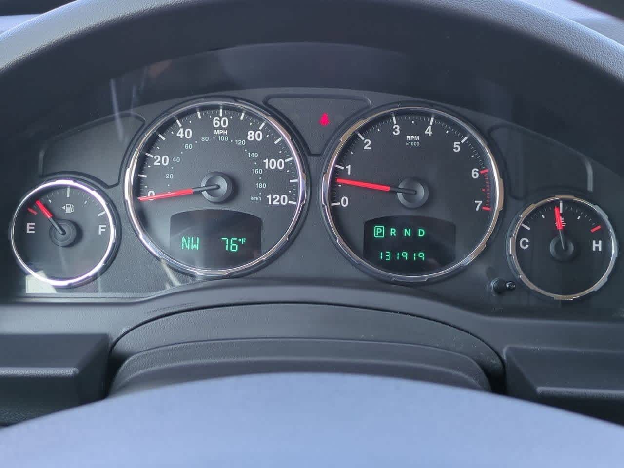 Thumbnail: 2010 Jeep Liberty - 28