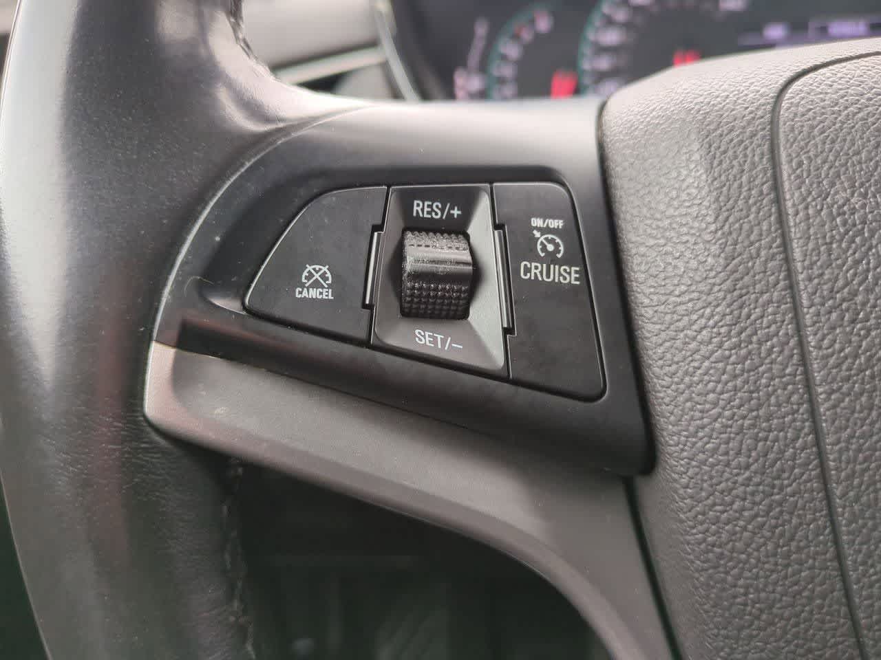 Thumbnail: 2019 Chevrolet Trax - 22