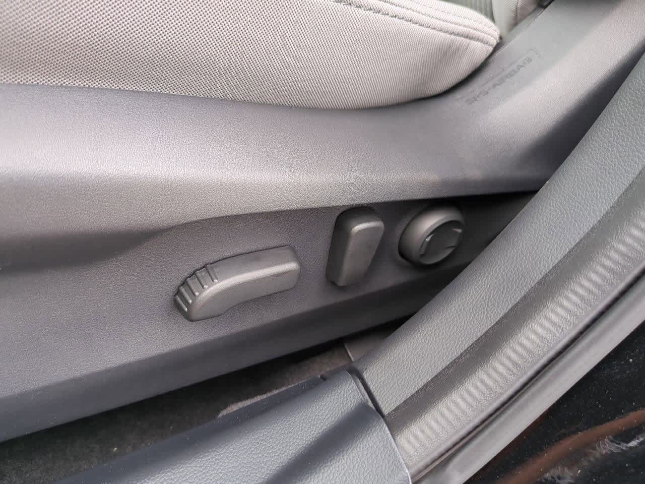 Thumbnail: 2025 Subaru Legacy - 16