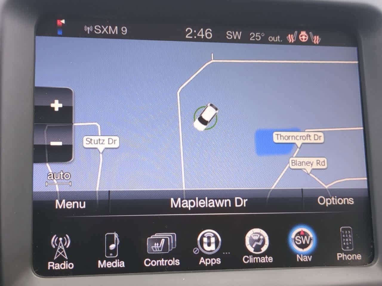 Thumbnail: 2016 Jeep Cherokee - 27