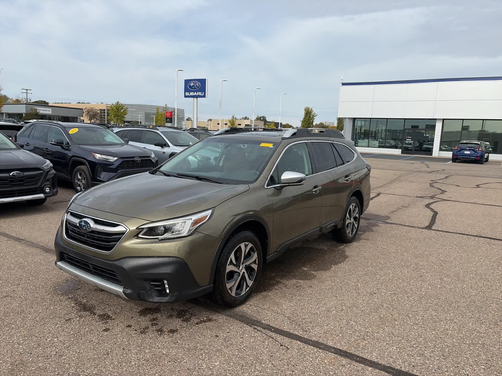 Thumbnail: 2022 Subaru Outback - 1