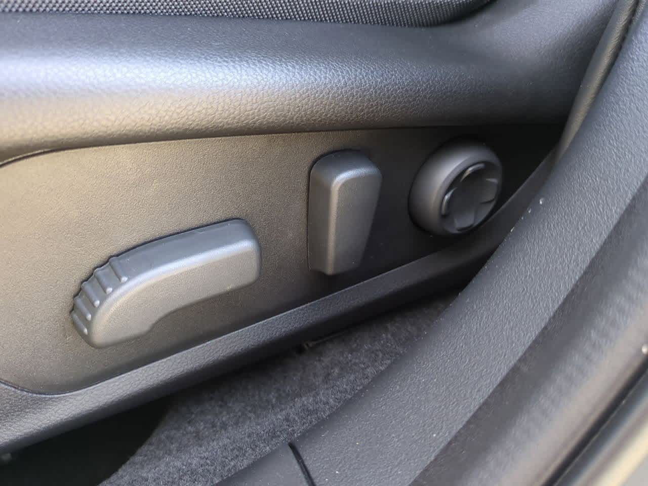 Thumbnail: 2026 Subaru Outback - 16