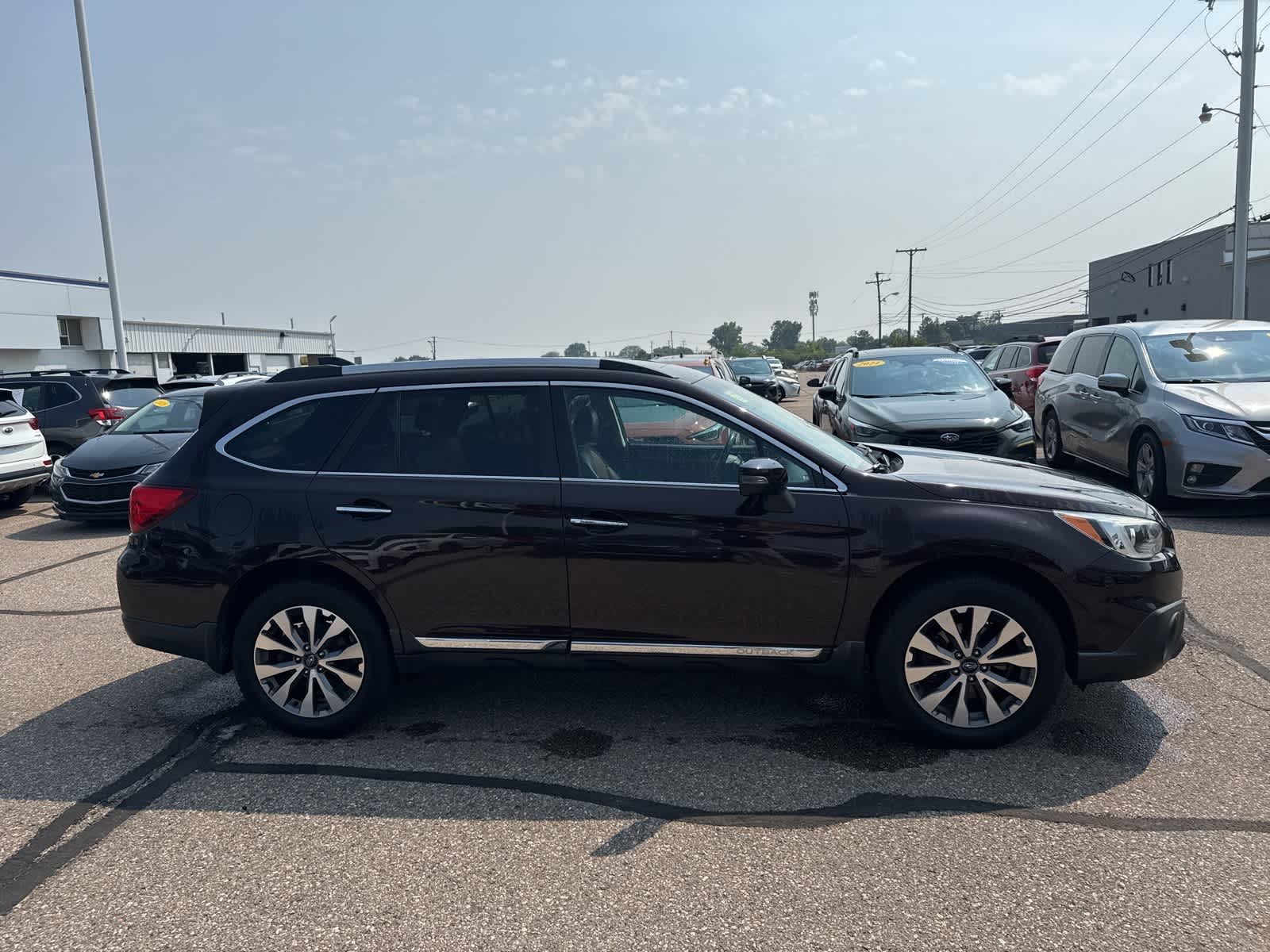 Thumbnail: 2017 Subaru Outback - 9