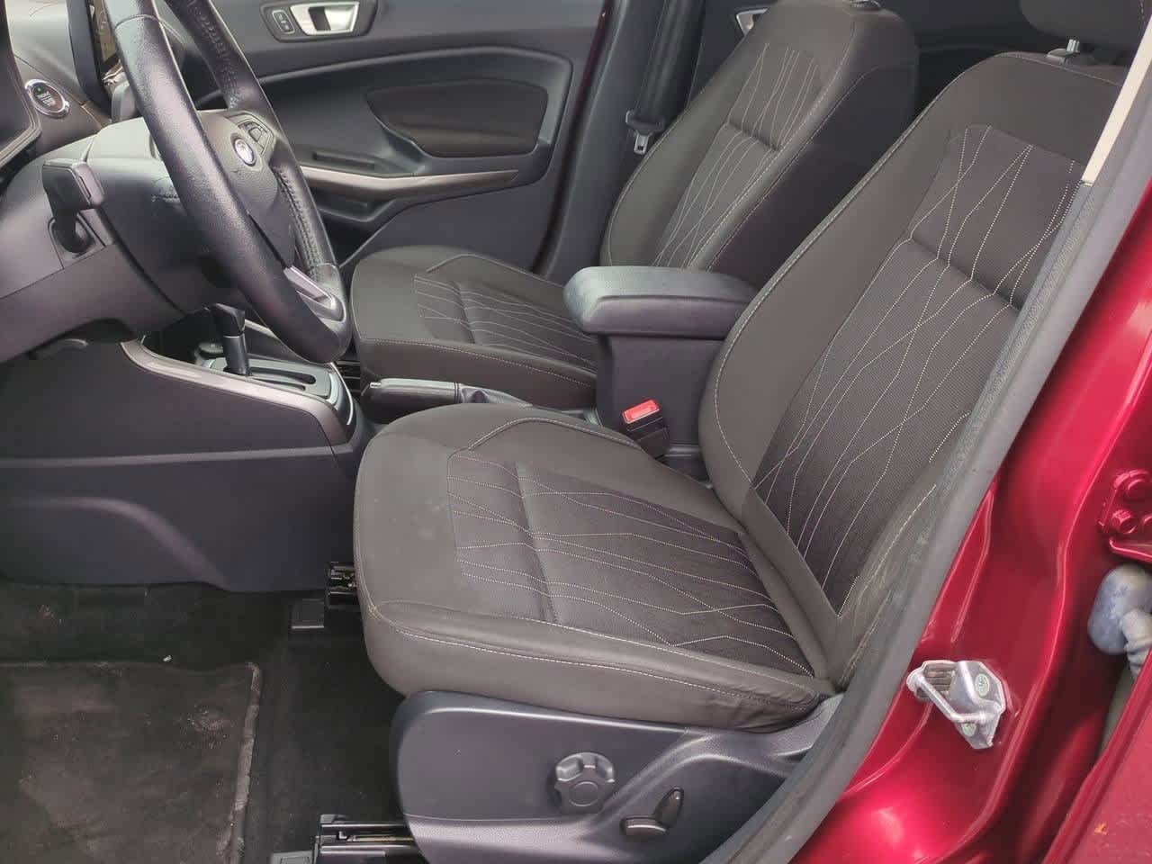 Thumbnail: 2019 Ford EcoSport - 15