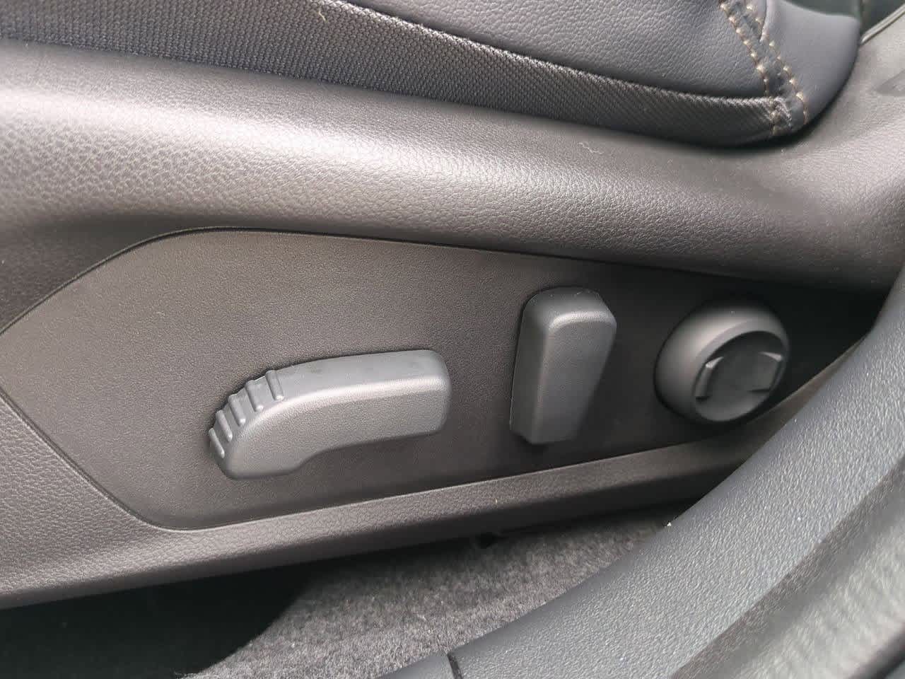 Thumbnail: 2026 Subaru Outback - 16