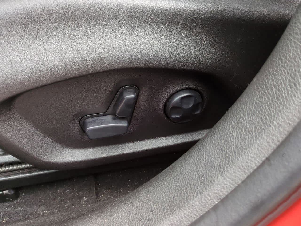 Thumbnail: 2018 Jeep Renegade - 16