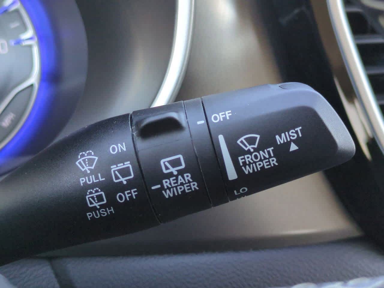 Thumbnail: 2024 Chrysler Pacifica - 18