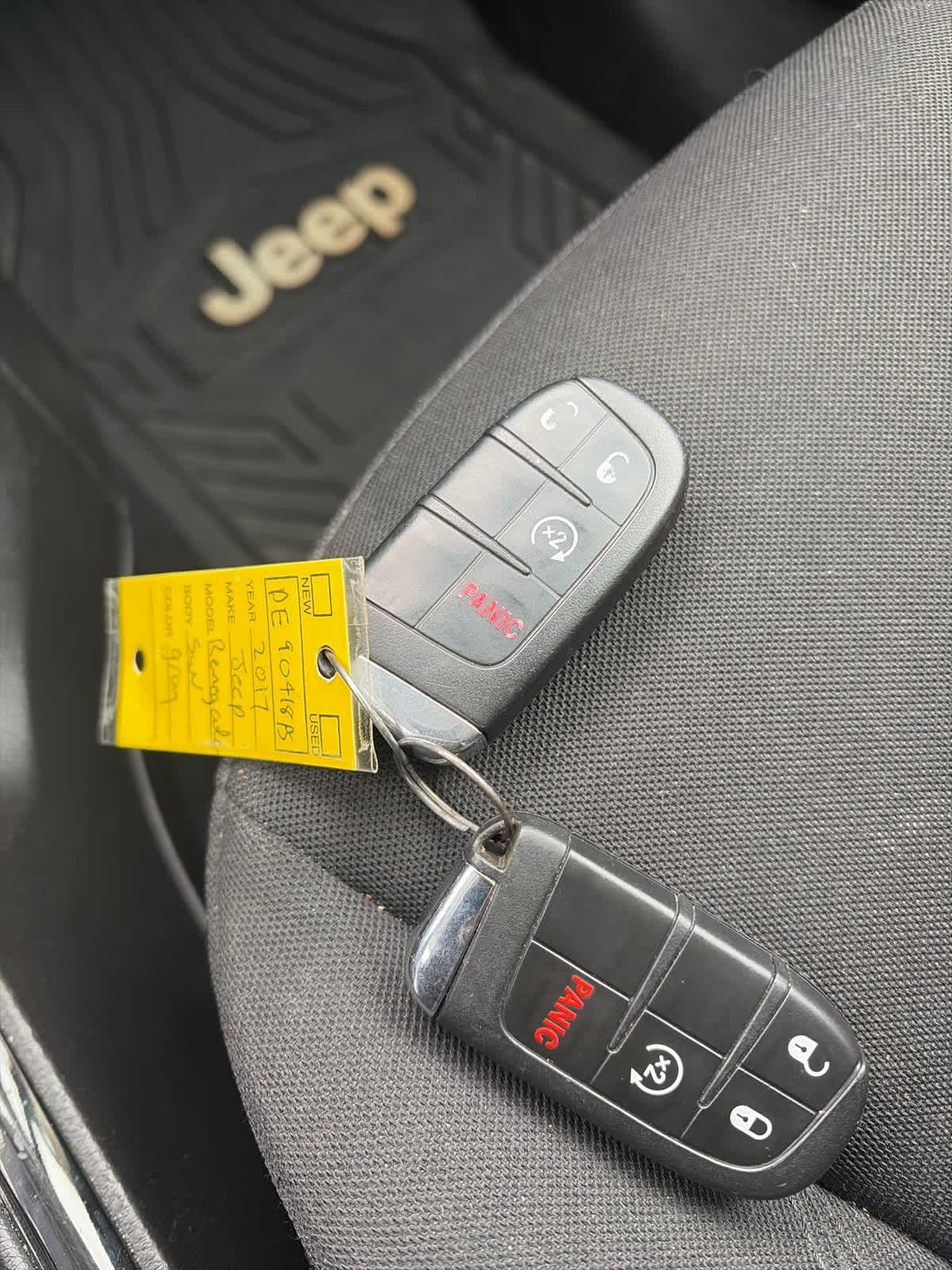 Thumbnail: 2017 Jeep Renegade - 18