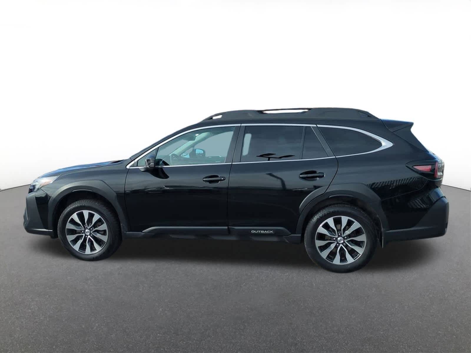 2023 Subaru Outback Limited photo 3