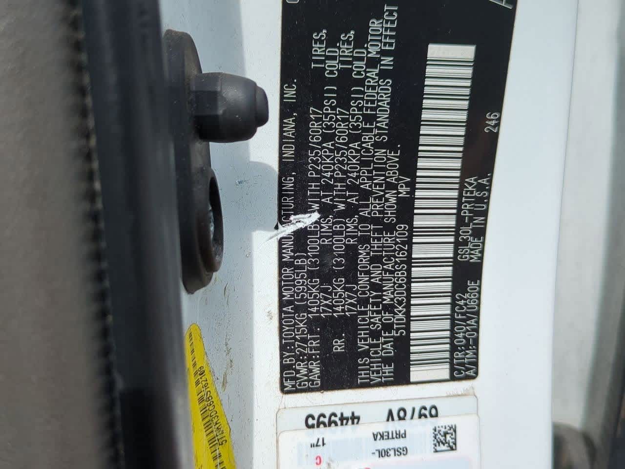 Thumbnail: 2011 Toyota Sienna - 31