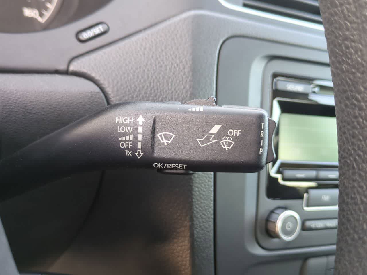 Thumbnail: 2014 Volkswagen Jetta - 25