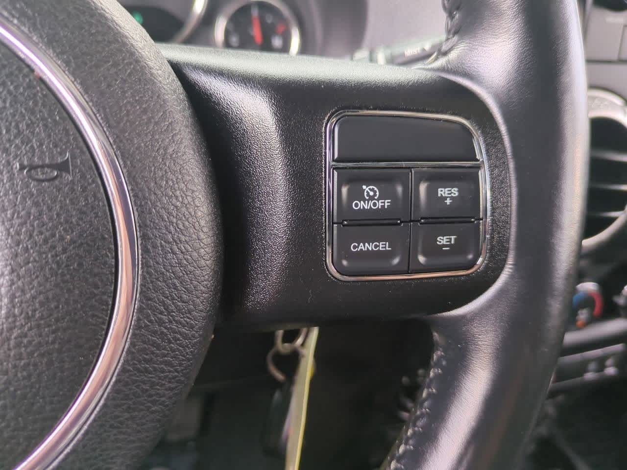 Thumbnail: 2015 Jeep Wrangler - 23