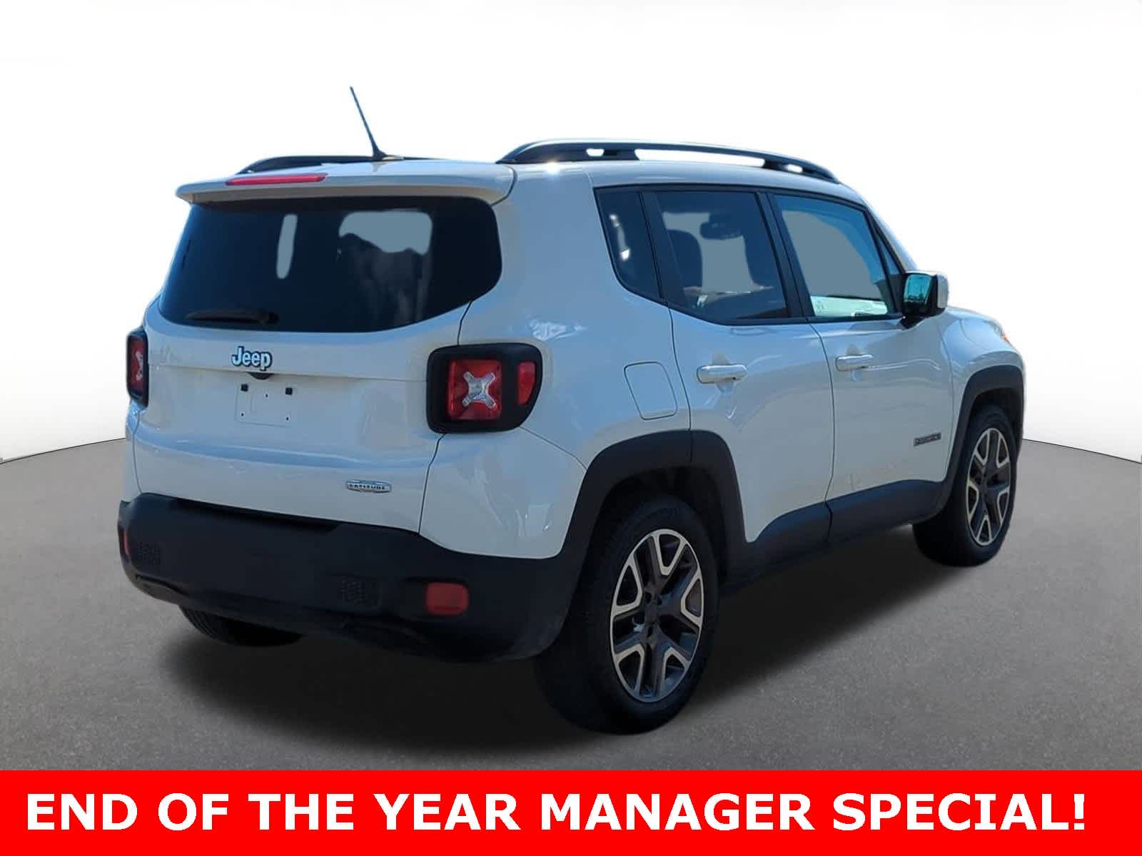 Thumbnail: 2016 Jeep Renegade - 6
