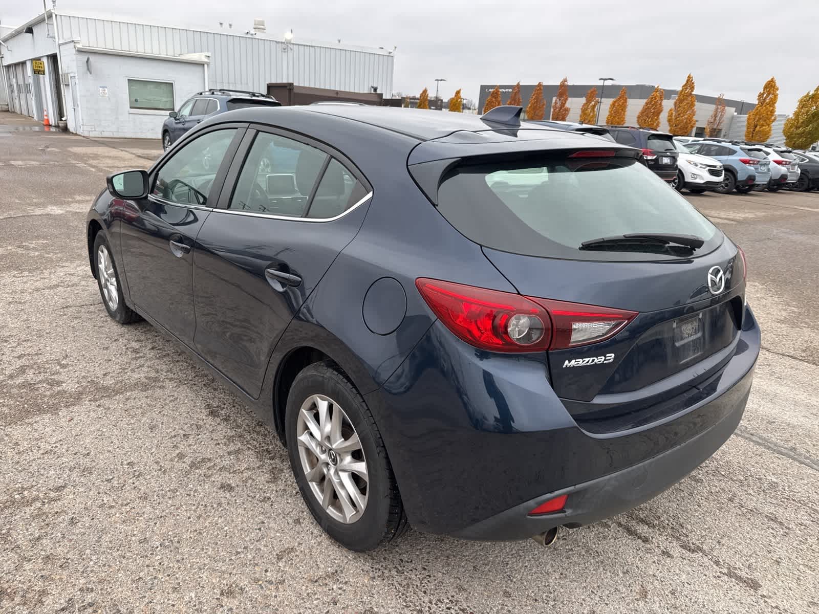 2016 Mazda Mazda3 Touring Hatchback photo 2