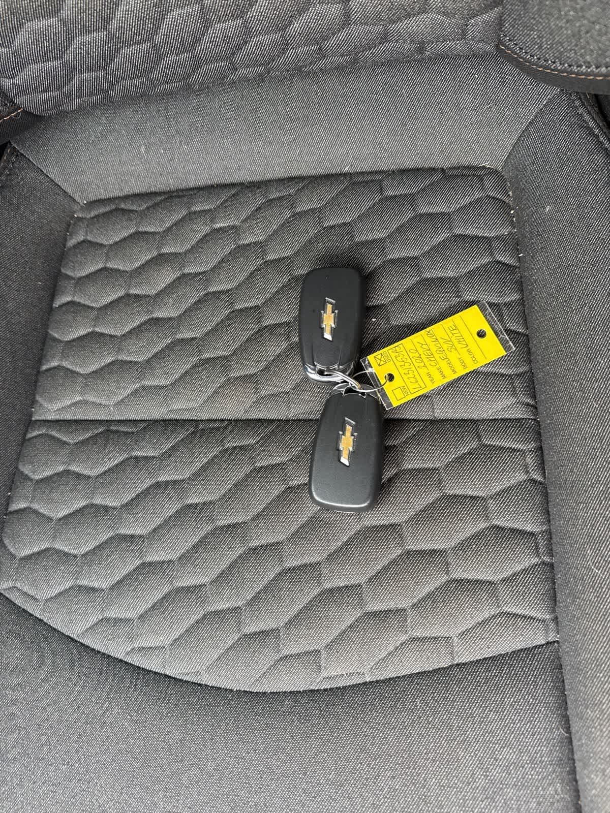 Thumbnail: 2020 Chevrolet Equinox - 21