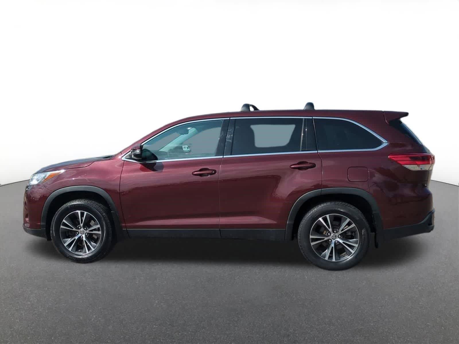 Thumbnail: 2019 Toyota Highlander - 2