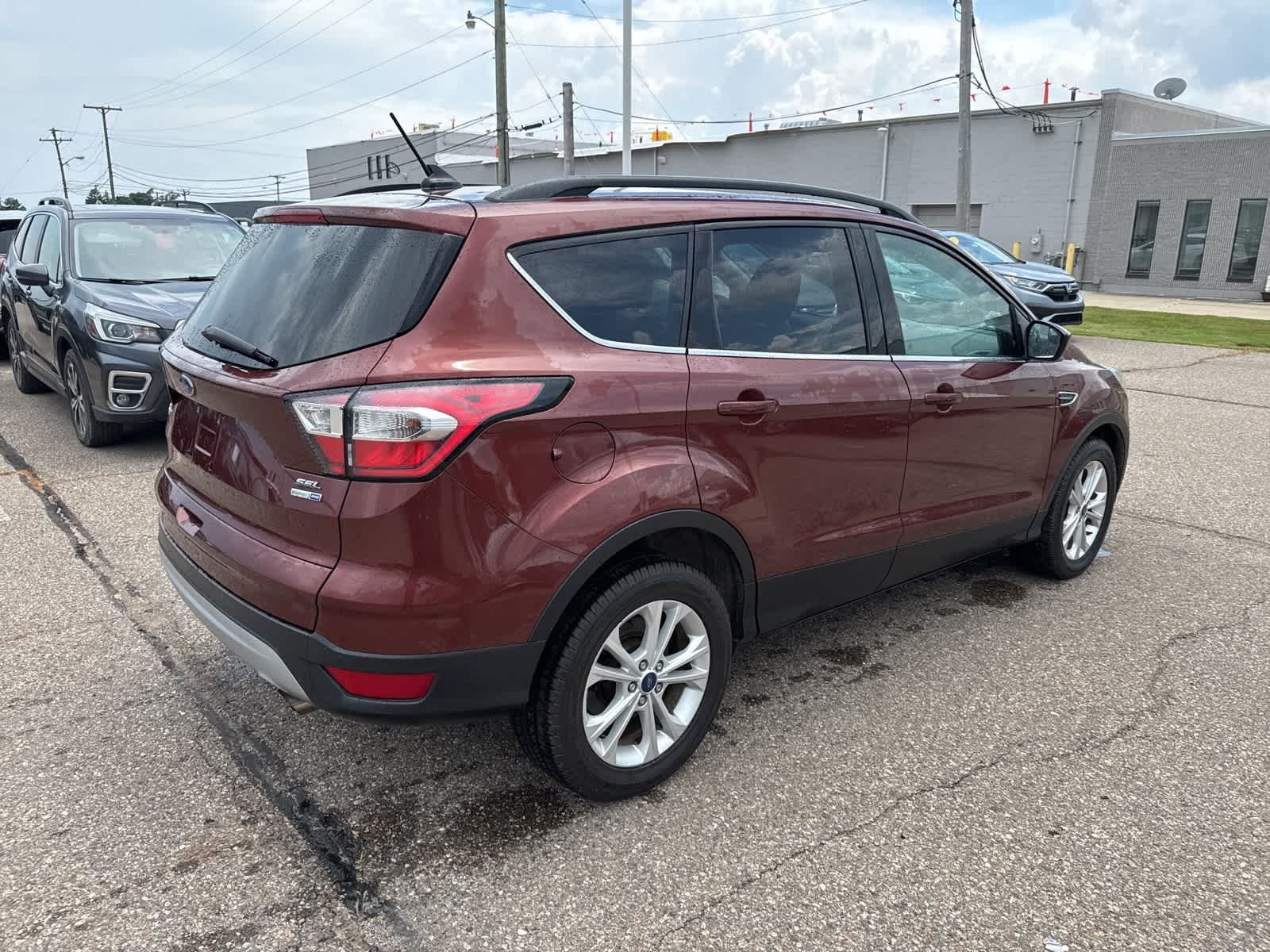 Thumbnail: 2018 Ford Escape - 3