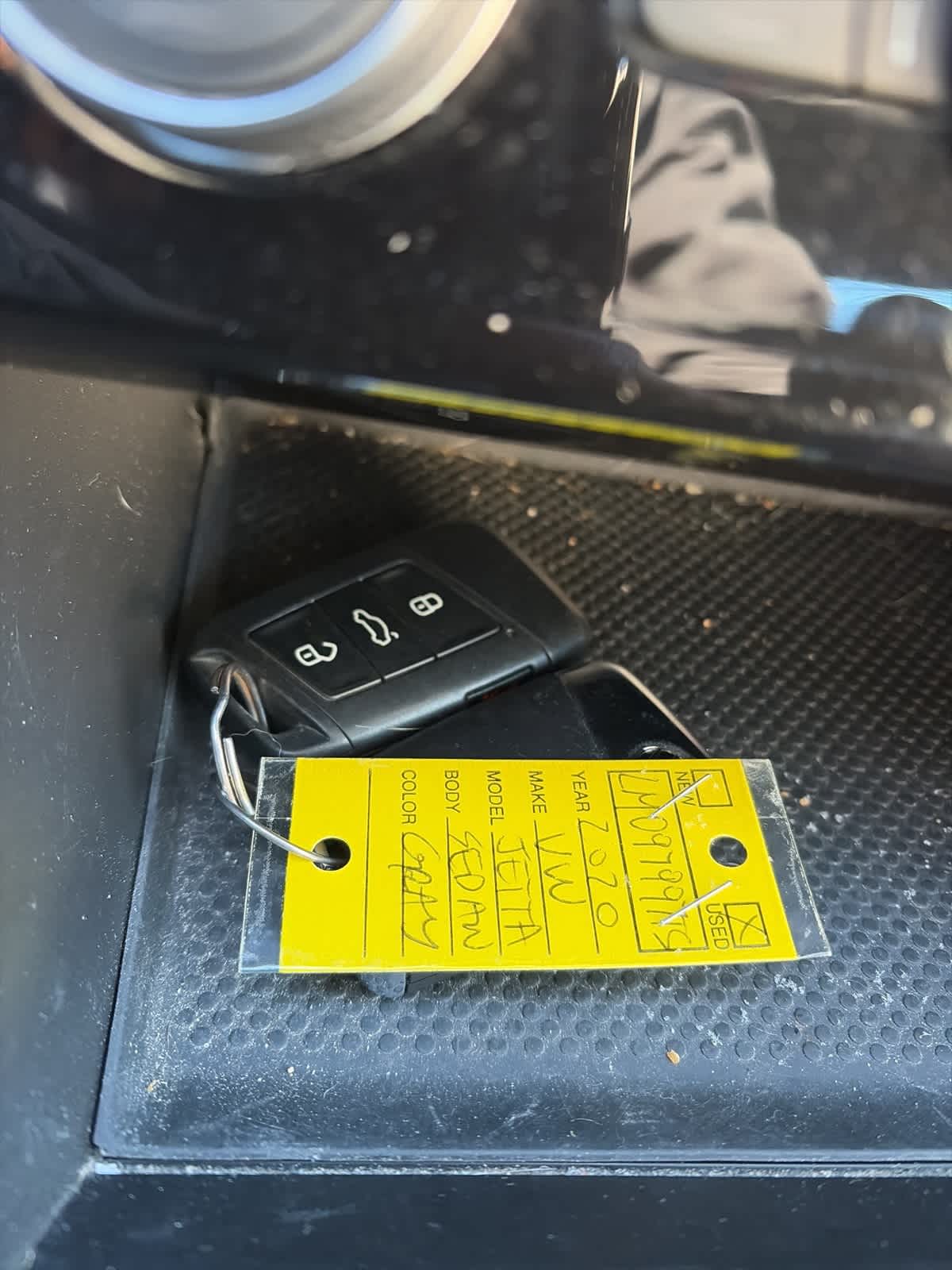 Thumbnail: 2020 Volkswagen Jetta - 21