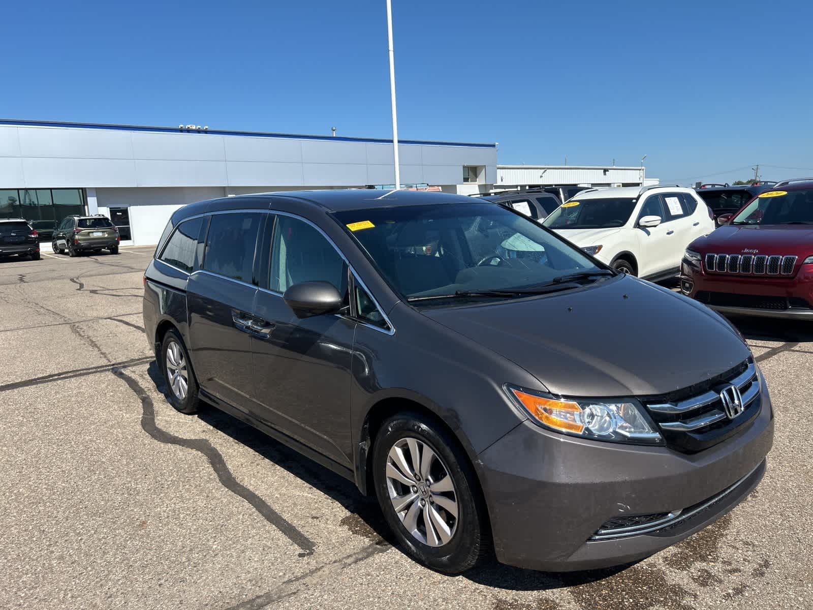 Thumbnail: 2015 Honda Odyssey - 4