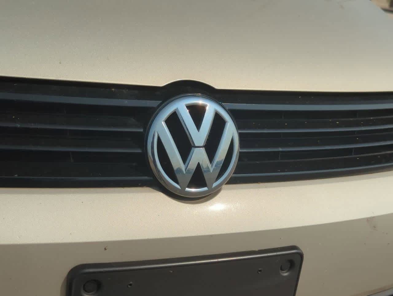 Thumbnail: 2014 Volkswagen Jetta - 10
