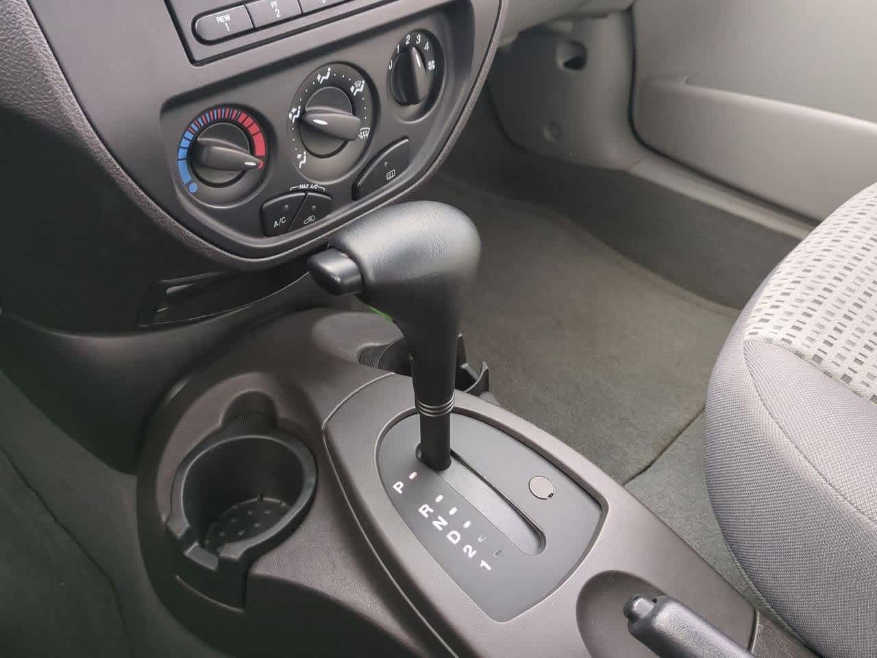 Thumbnail: 2007 Ford Focus - 27