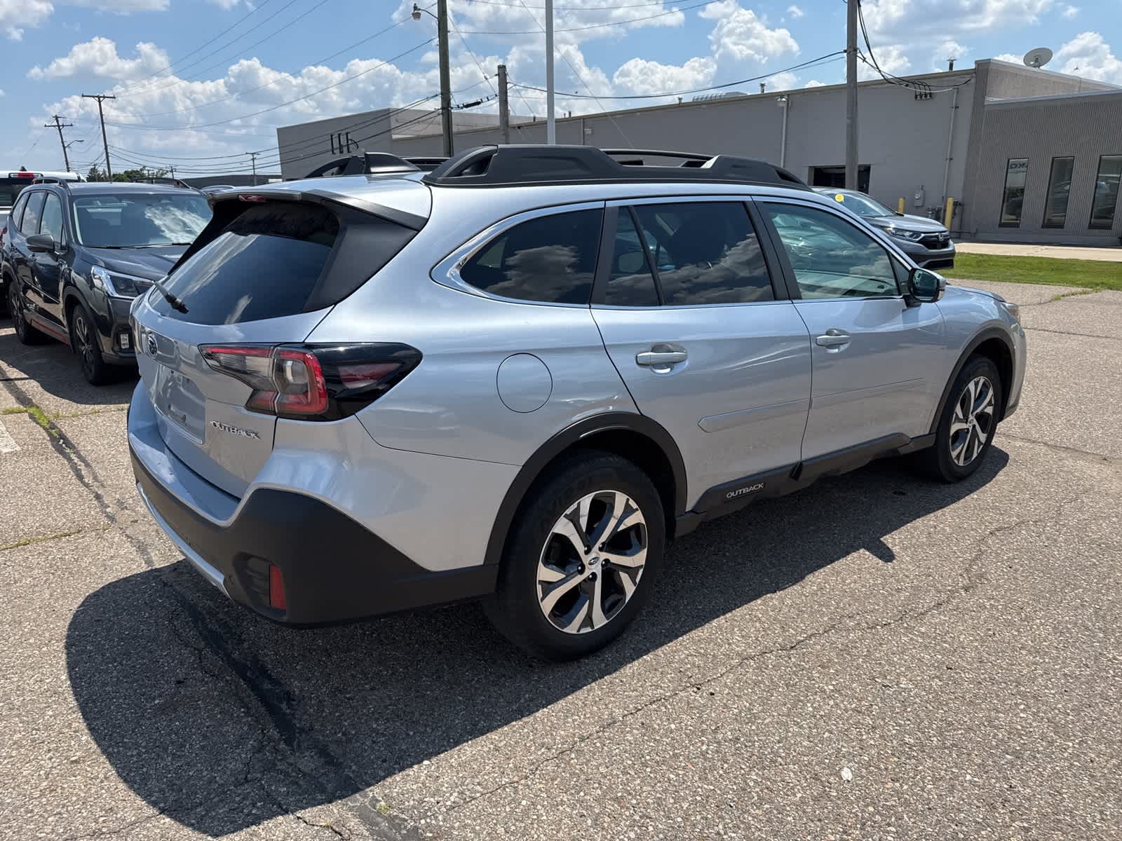 Thumbnail: 2022 Subaru Outback - 3