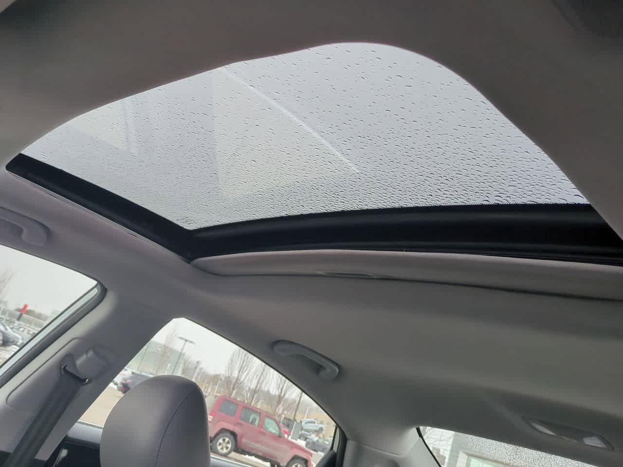 Thumbnail: 2014 Hyundai Sonata - 18