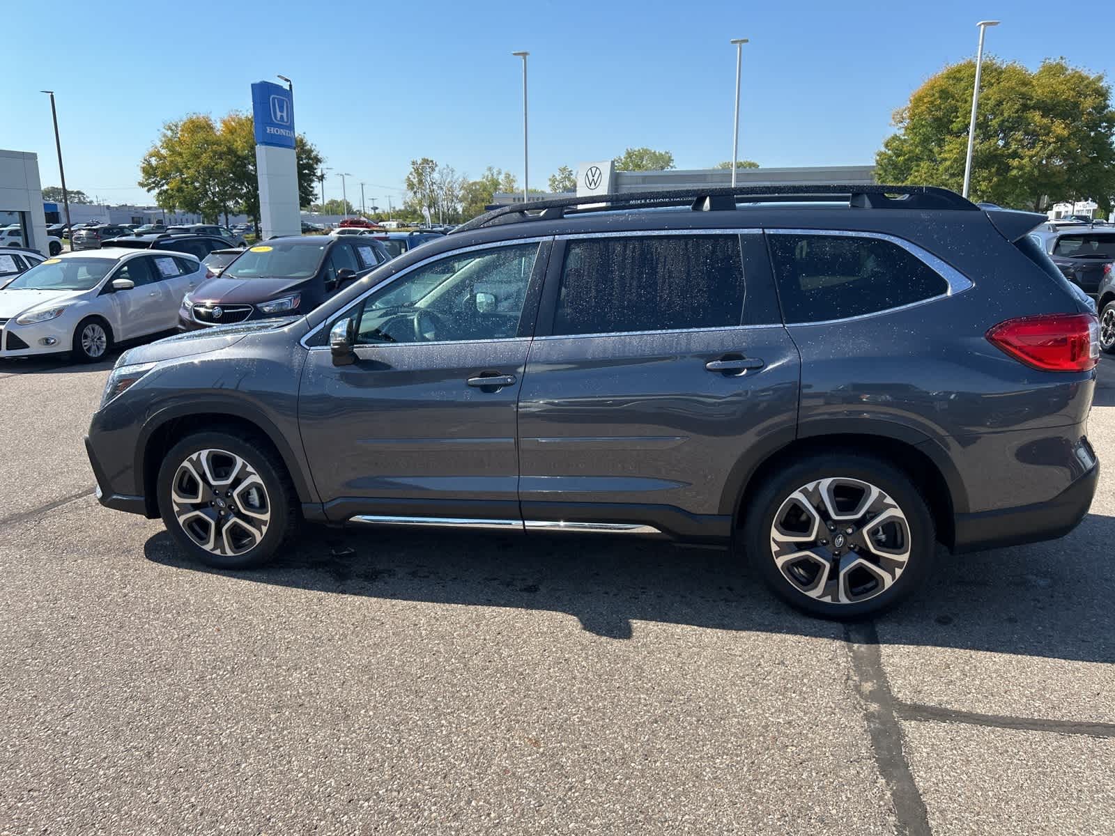 Thumbnail: 2023 Subaru Ascent - 2