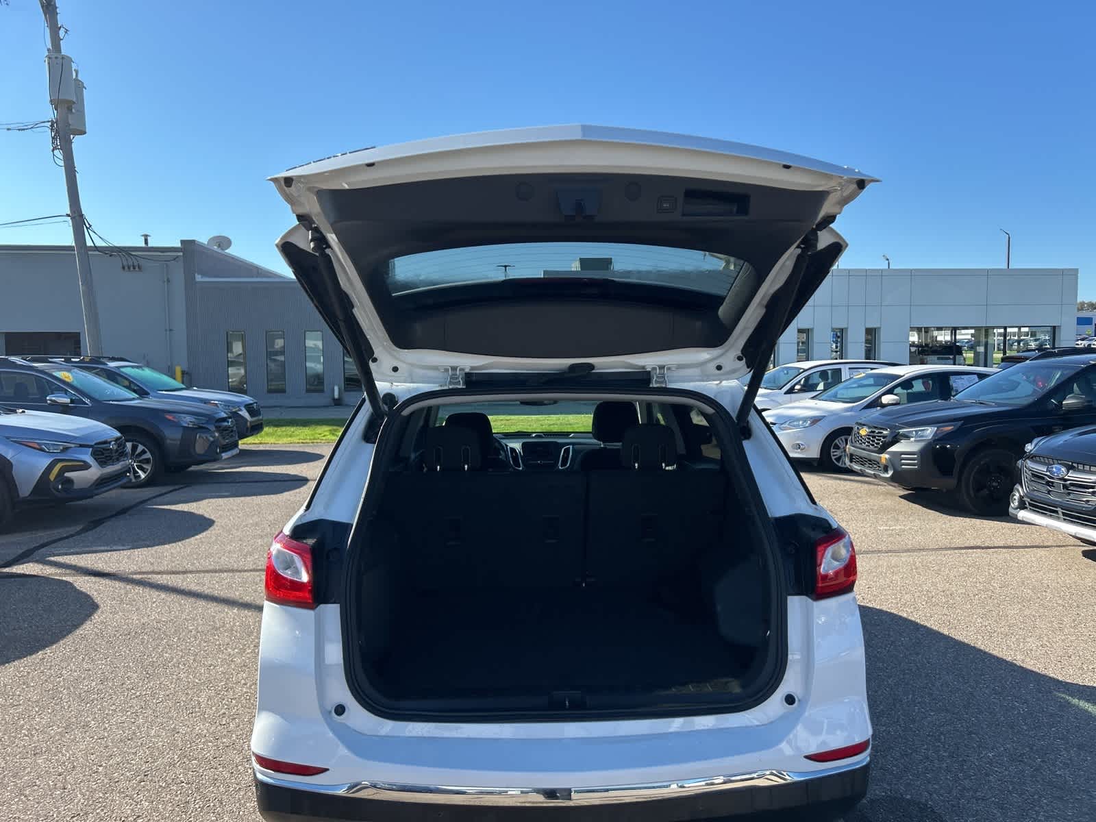 Thumbnail: 2020 Chevrolet Equinox - 12