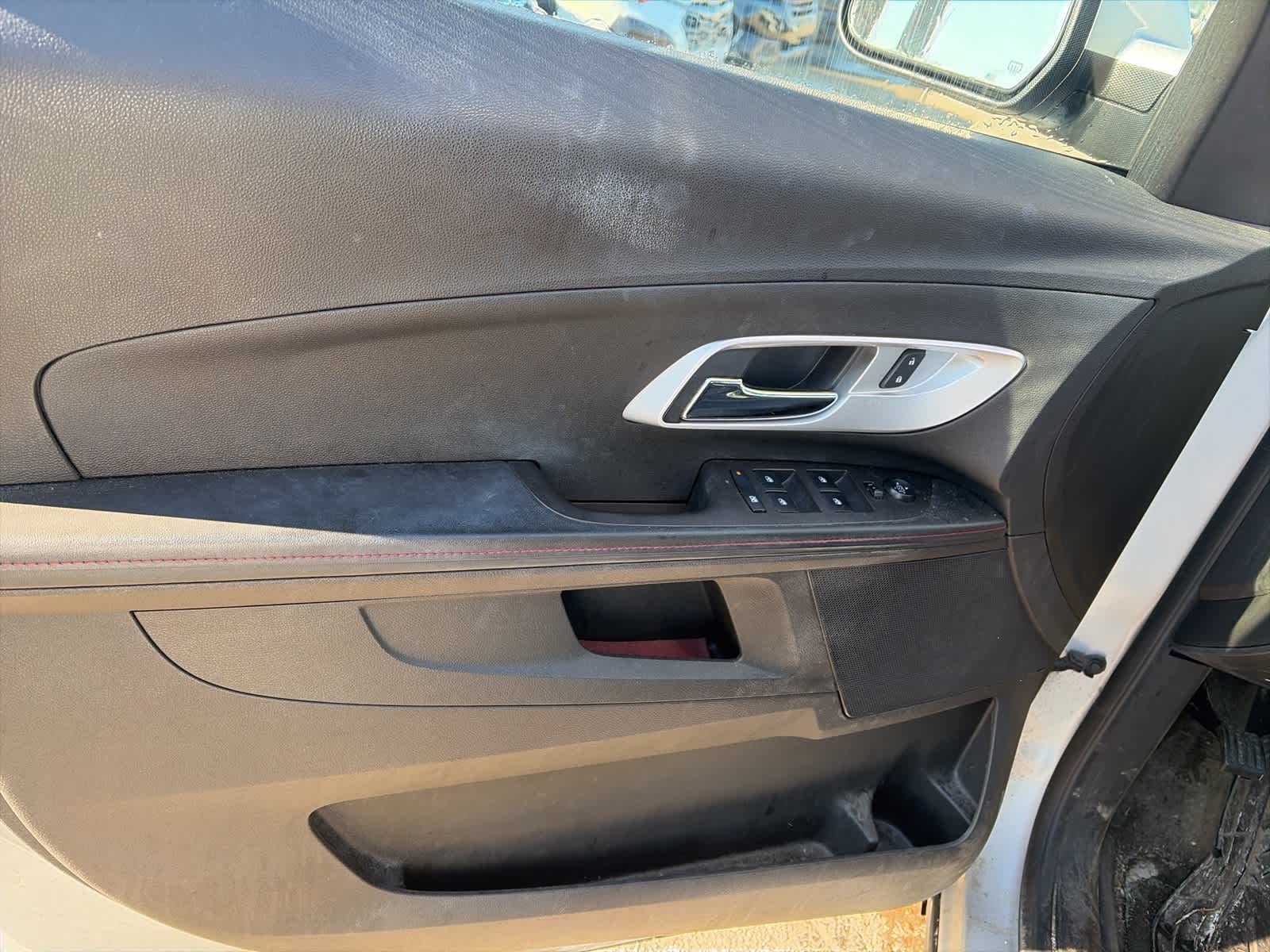 Thumbnail: 2015 Chevrolet Equinox - 14