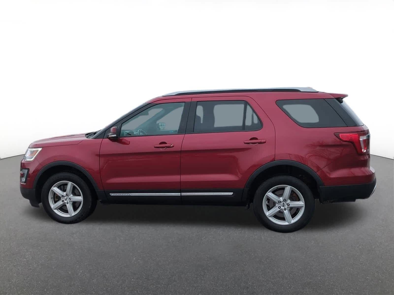 Thumbnail: 2017 Ford Explorer - 3