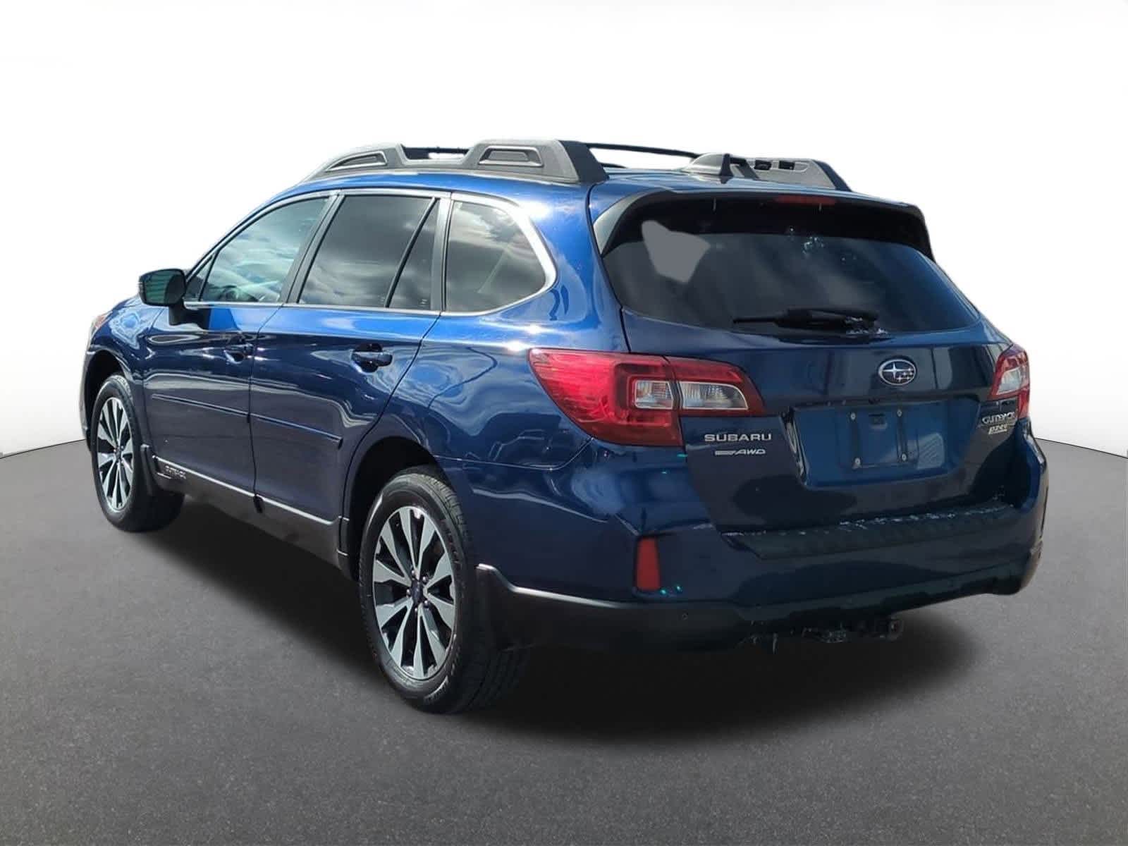 Thumbnail: 2017 Subaru Outback - 4