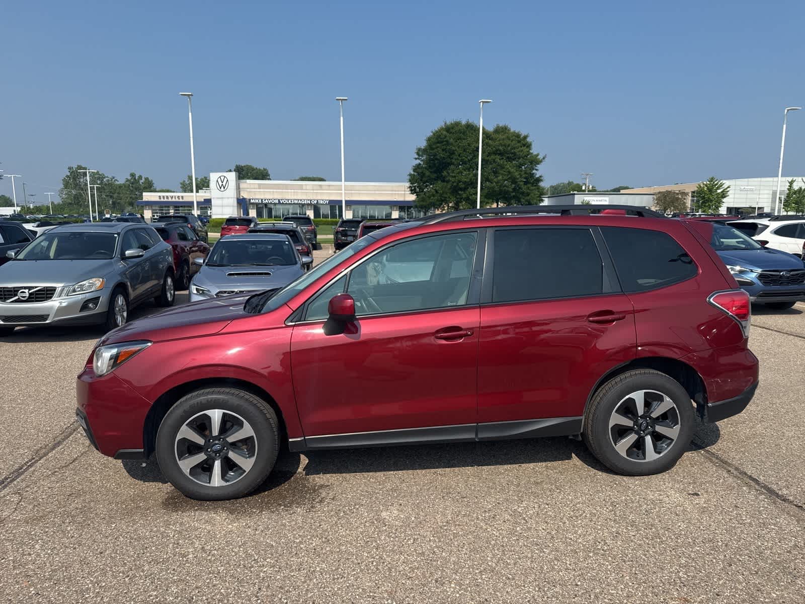 Thumbnail: 2017 Subaru Forester - 12