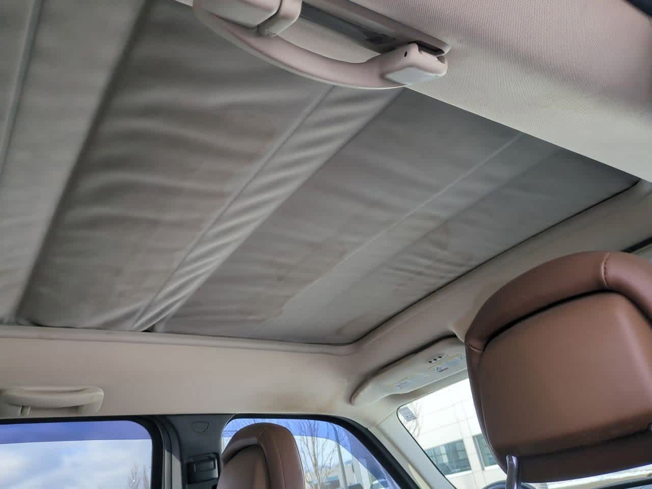 Thumbnail: 2012 Jeep Liberty - 21