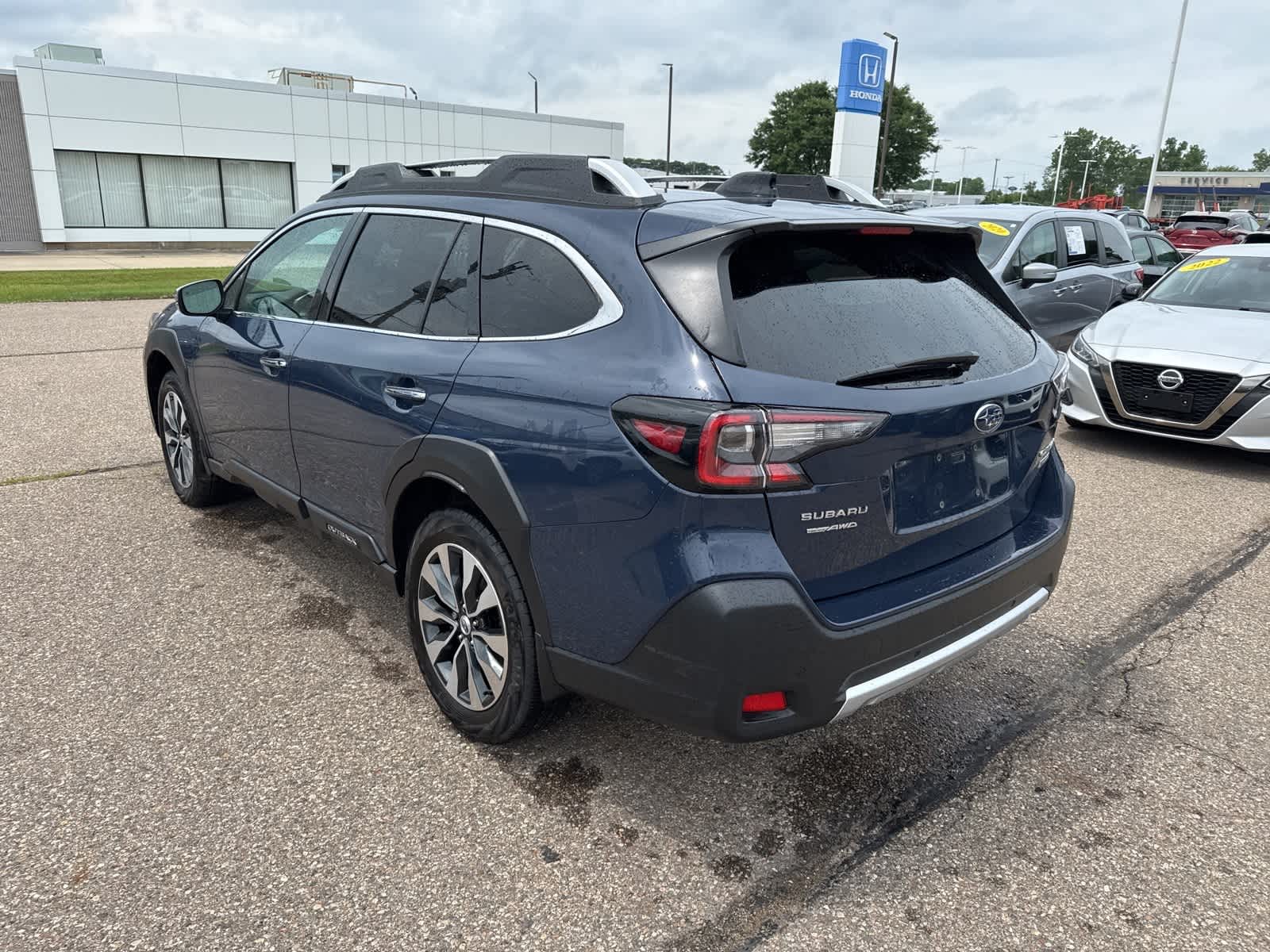 Thumbnail: 2023 Subaru Outback - 2