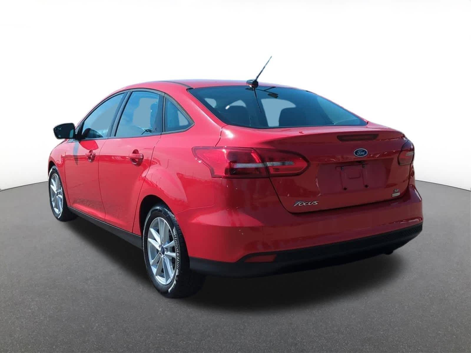 Thumbnail: 2017 Ford Focus - 4