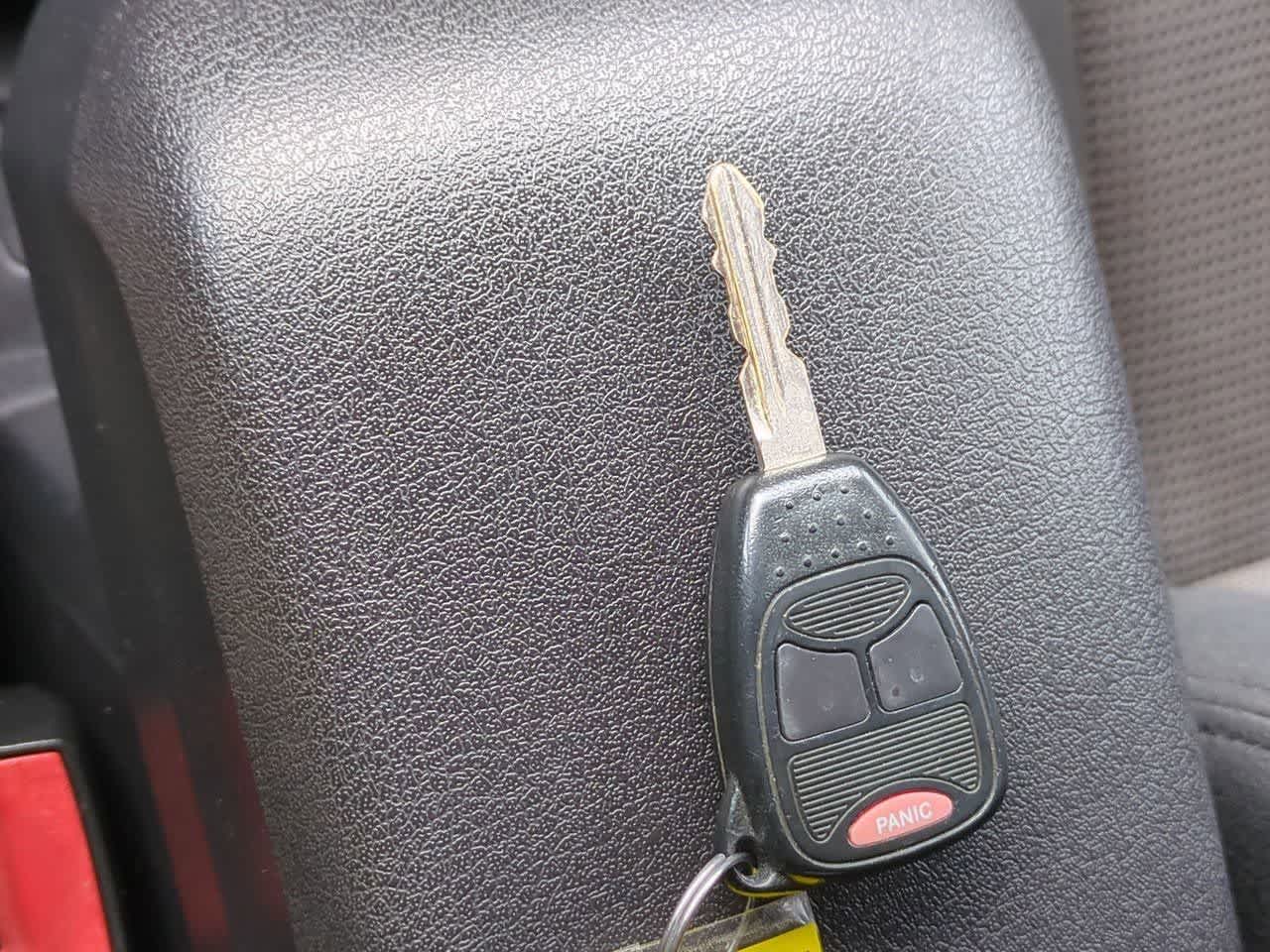 Thumbnail: 2014 Jeep Compass - 32