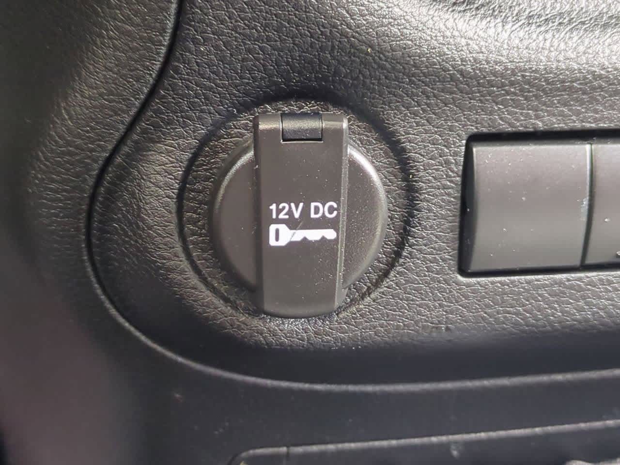 Thumbnail: 2012 Jeep Wrangler - 28