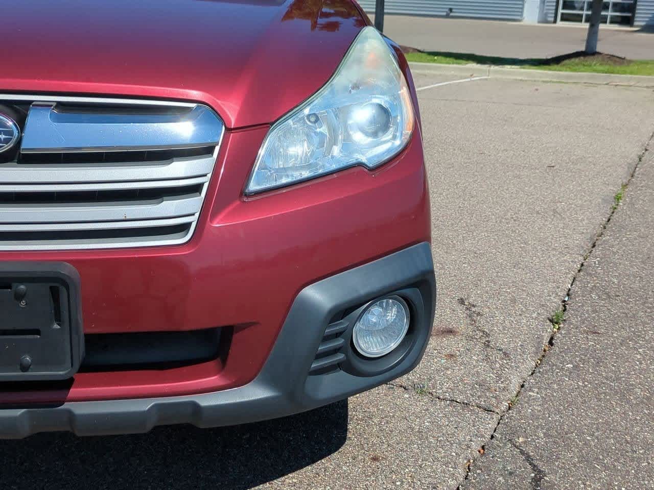 Thumbnail: 2013 Subaru Outback - 10