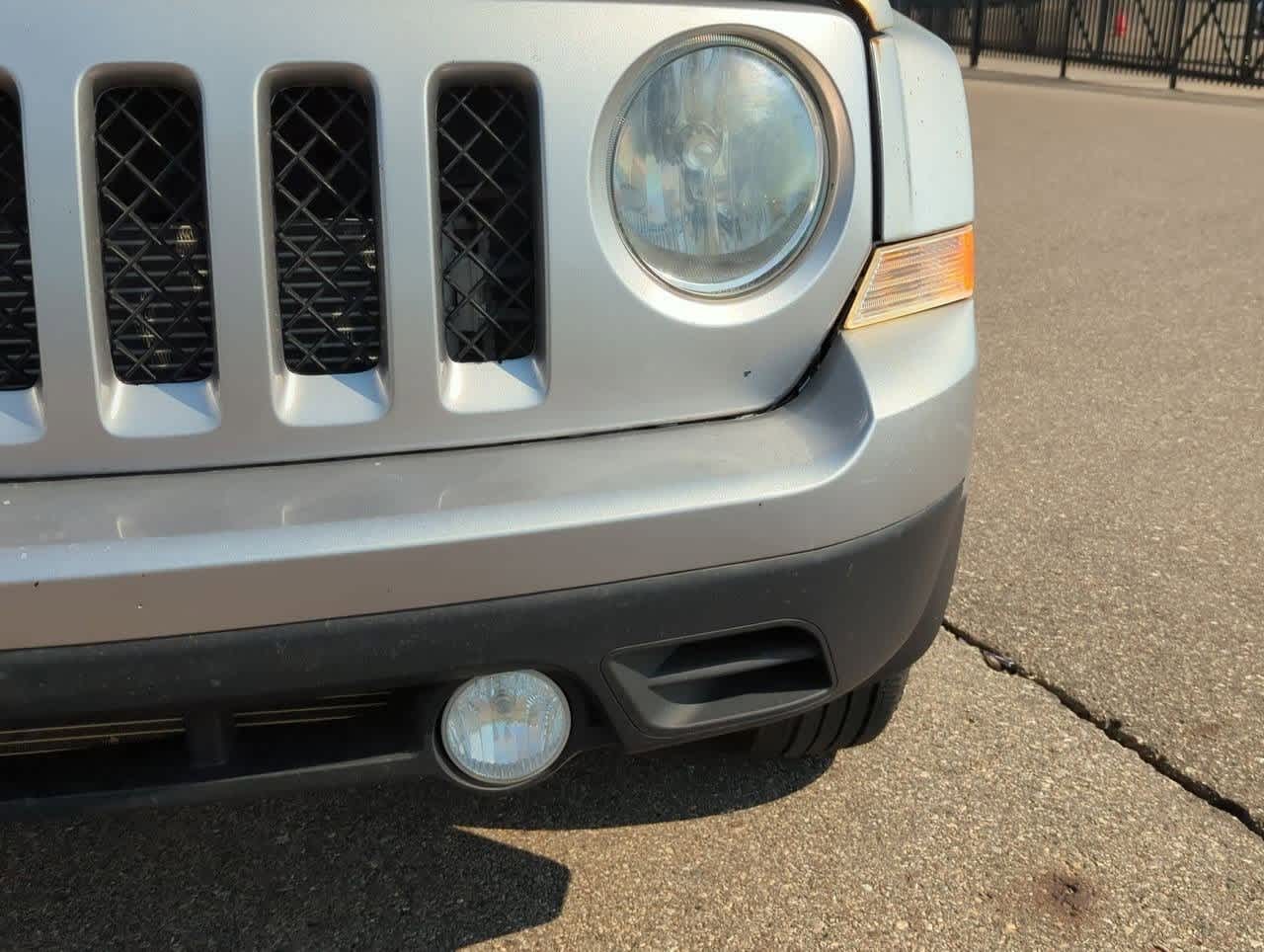 Thumbnail: 2016 Jeep Patriot - 10