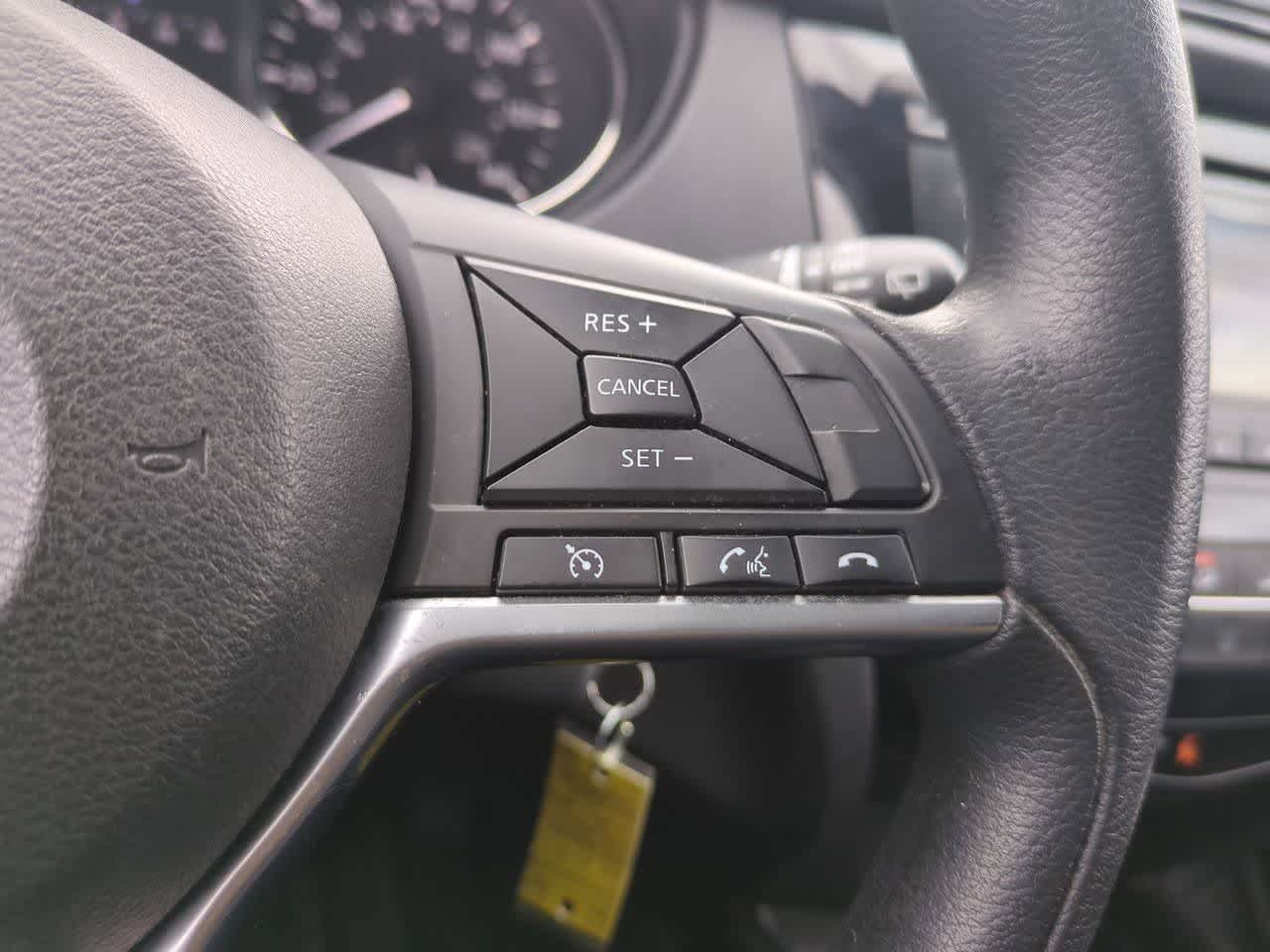 Thumbnail: 2018 Nissan Rogue Sport - 23