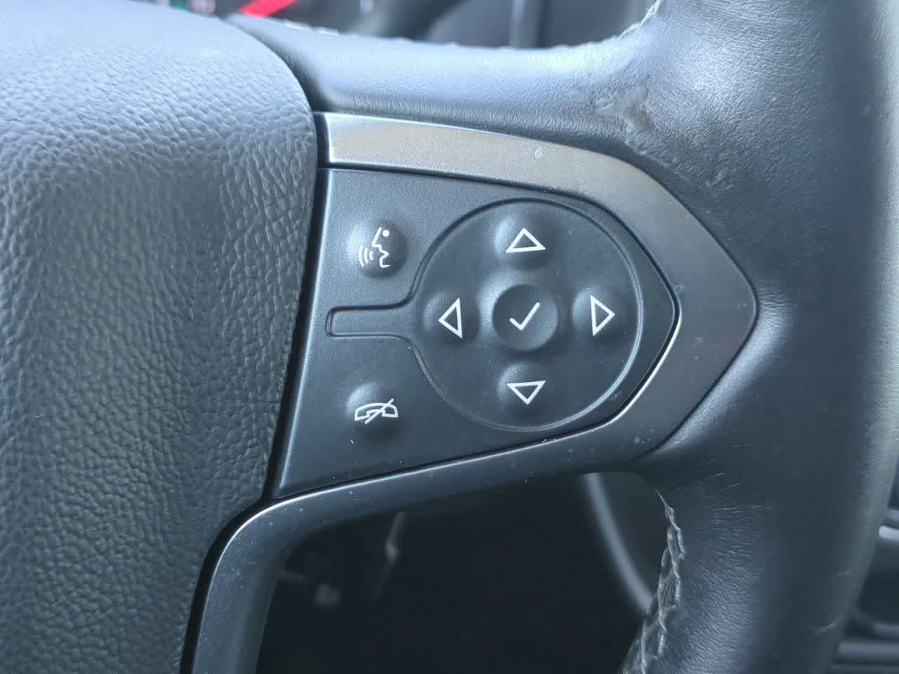 Thumbnail: 2014 Chevrolet Silverado 1500 - 23