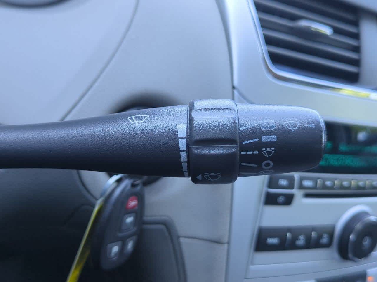 2011 Chevrolet Malibu 1LS - Photo 25