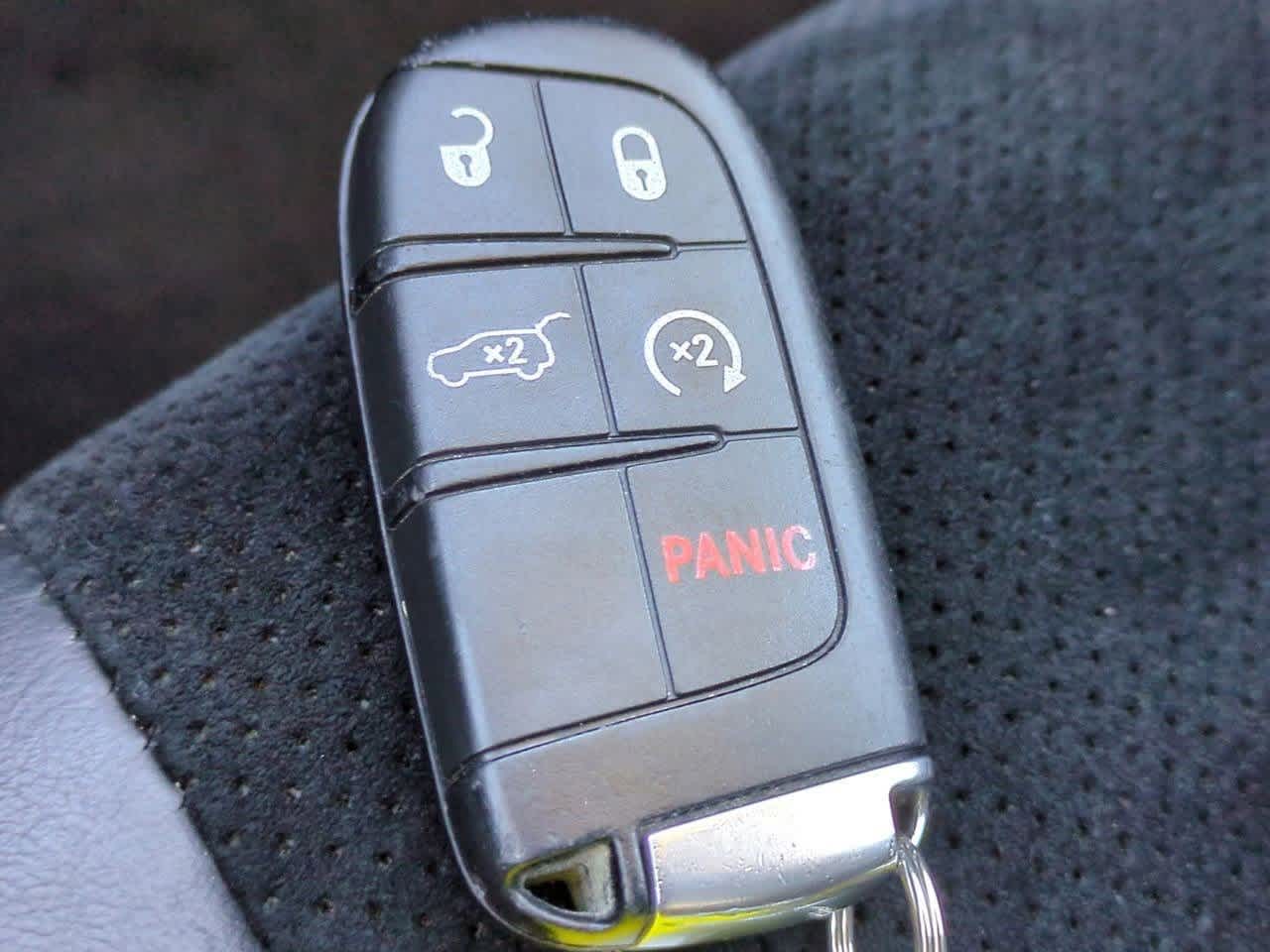 Thumbnail: 2018 Dodge Durango - 26