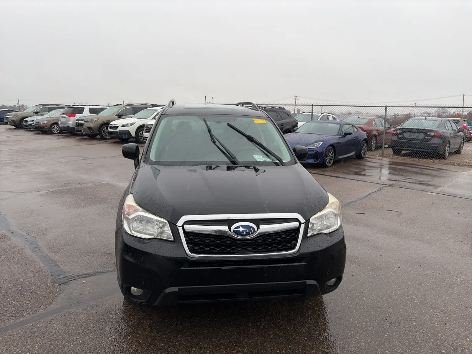 2015 Subaru Forester 2.5i Premium photo 2