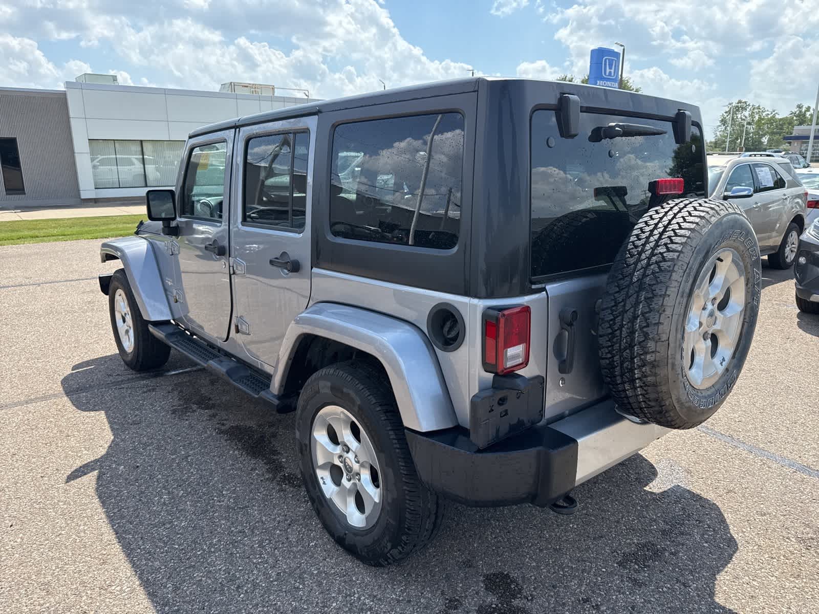 Thumbnail: 2015 Jeep Wrangler - 2
