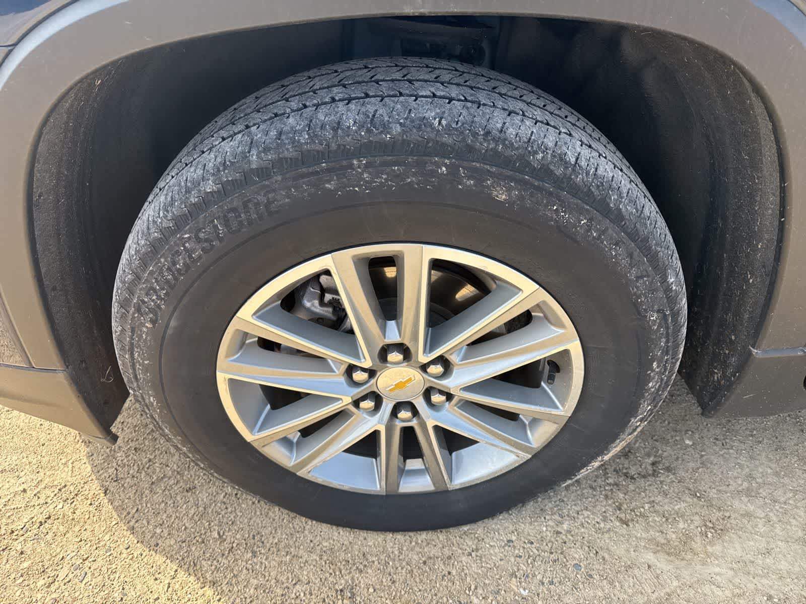 Thumbnail: 2023 Chevrolet Traverse - 6