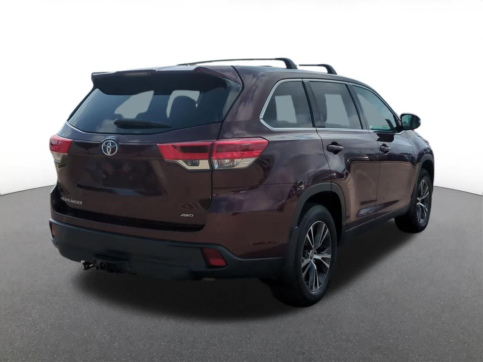 Thumbnail: 2019 Toyota Highlander - 5
