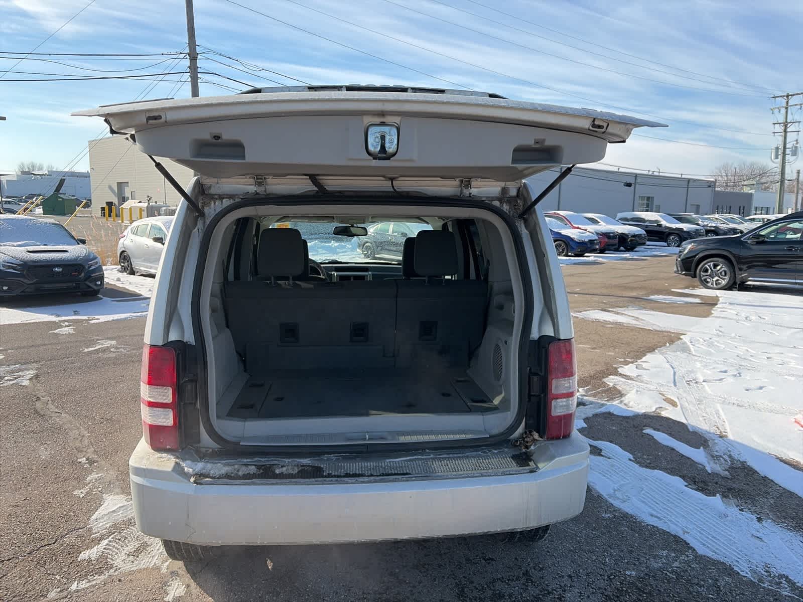 Thumbnail: 2008 Jeep Liberty - 19